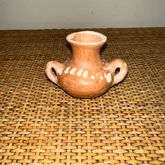 Primitive Style Small Hand Painted Spotted Clay Jug Handles 2.5" Tall Brown - Picture 5 of 8